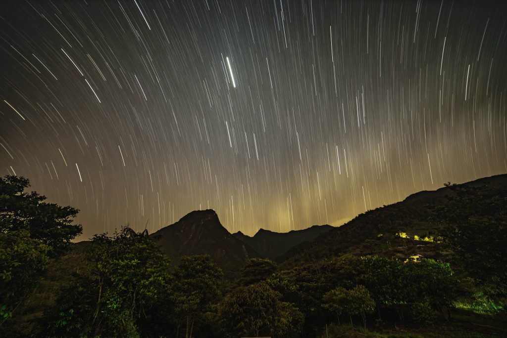 5. FOTOGRAFÍA NOCTURNA CERRO PAN DE AZÚCAR FOTO STEEVEN PEREZ.jpg